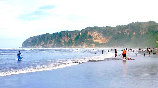 Wisata pantai Parangtritis Yogyakarta